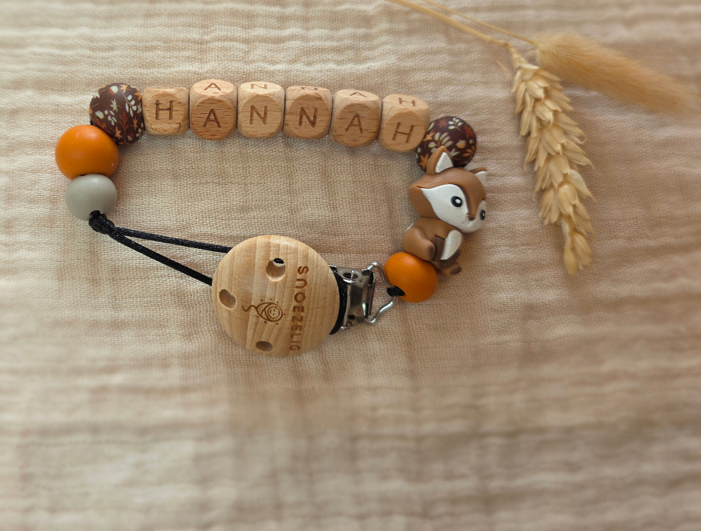 Speenkoord met naam - hout & siliconen