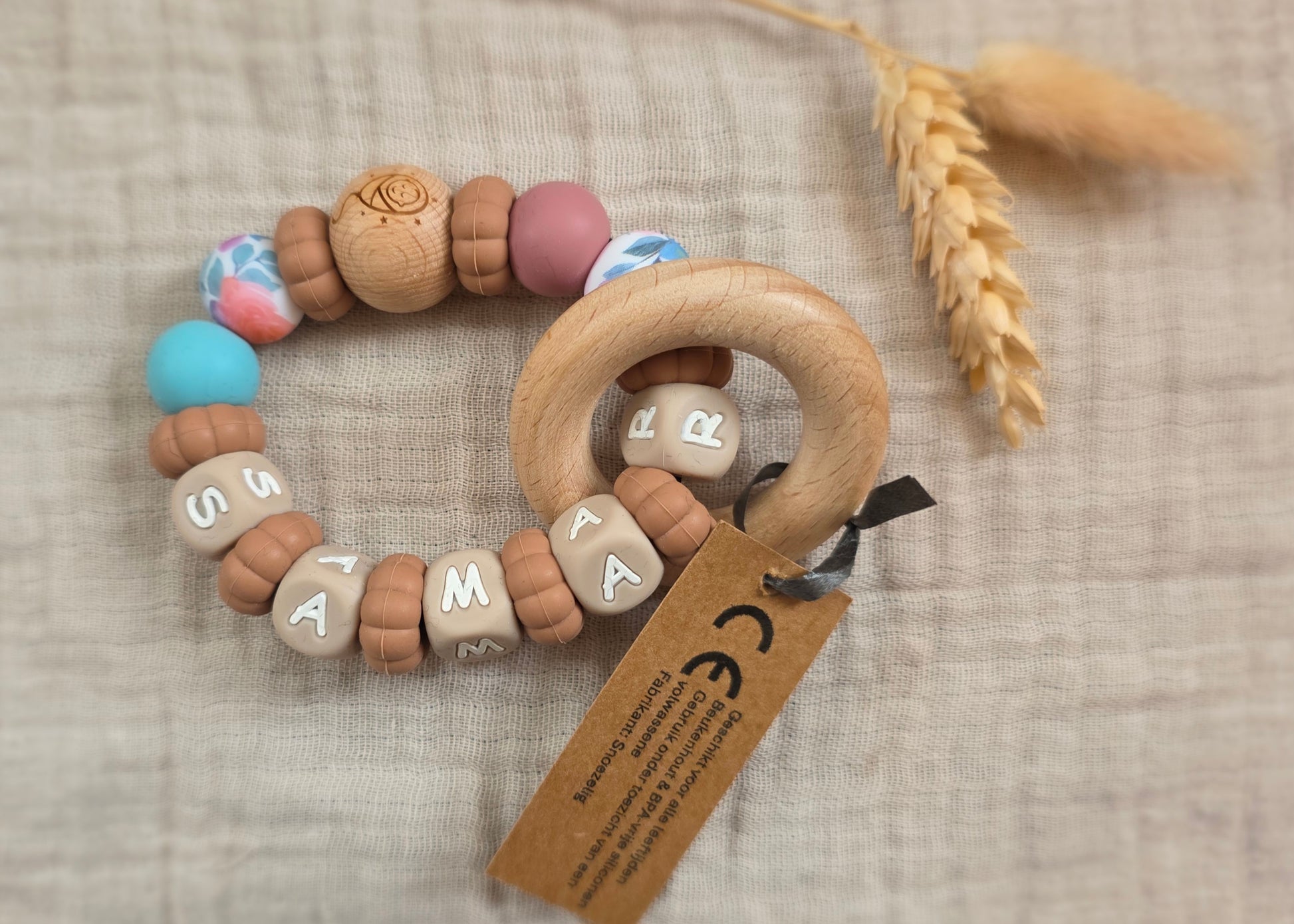 Bijtring met naam siliconen aquarel Snoezelig