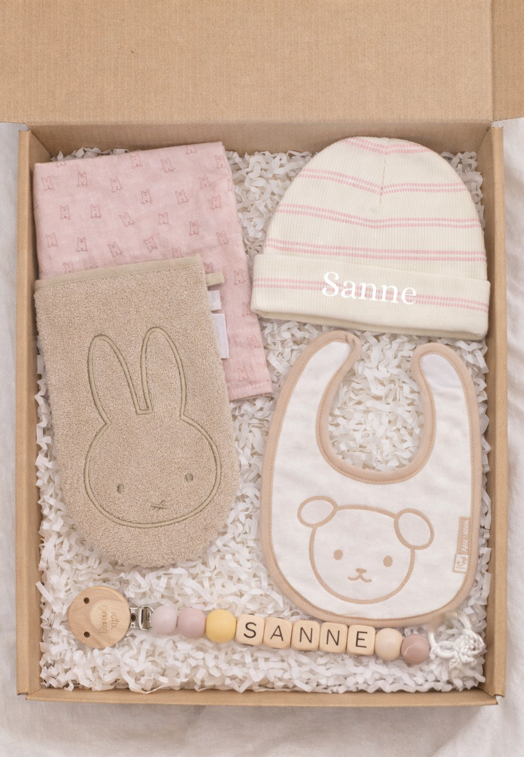 Cadeaupakket plus nijntje roze Snoezelig