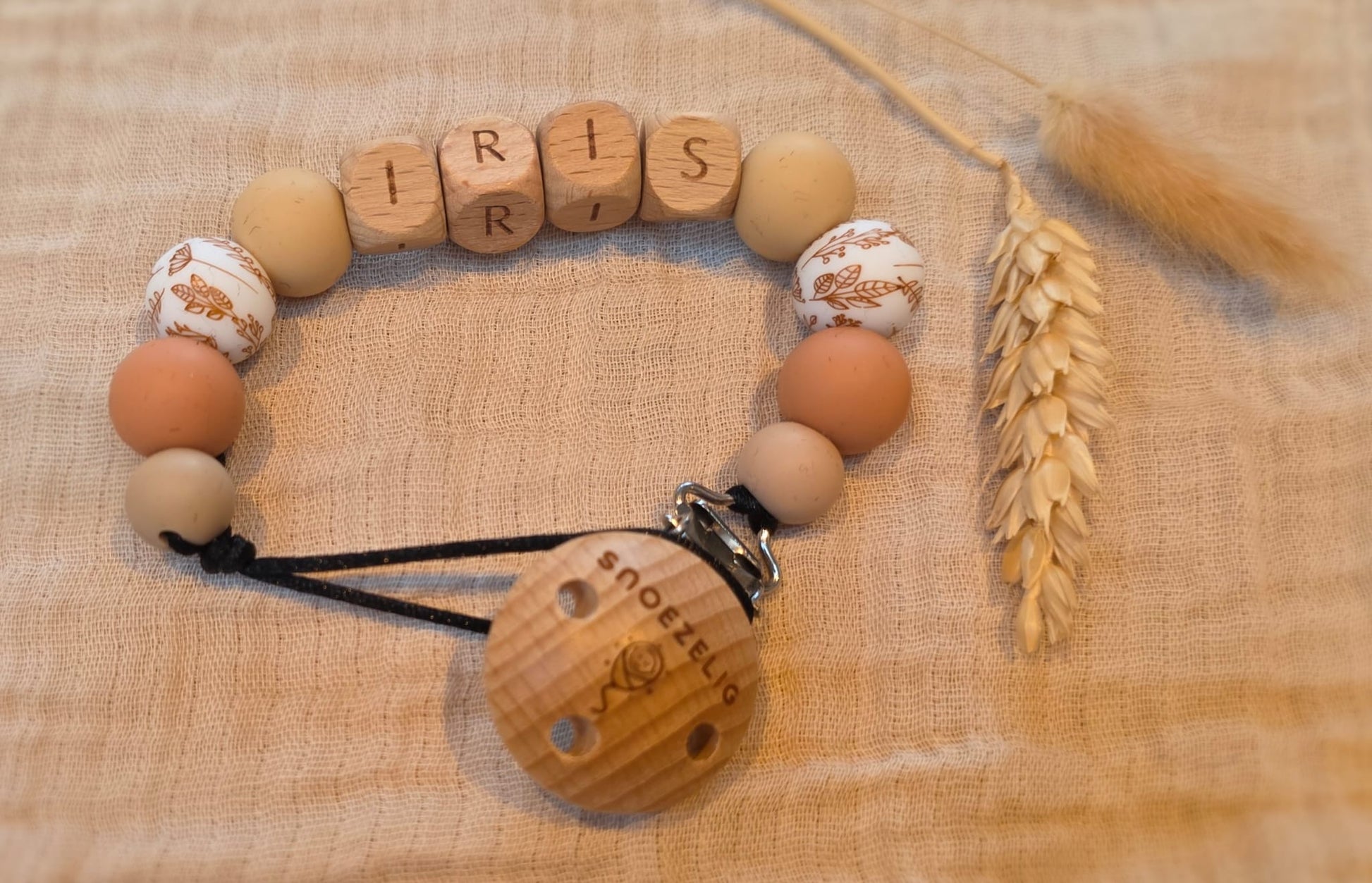 Speenkoord met naam savanne hout Snoezelig