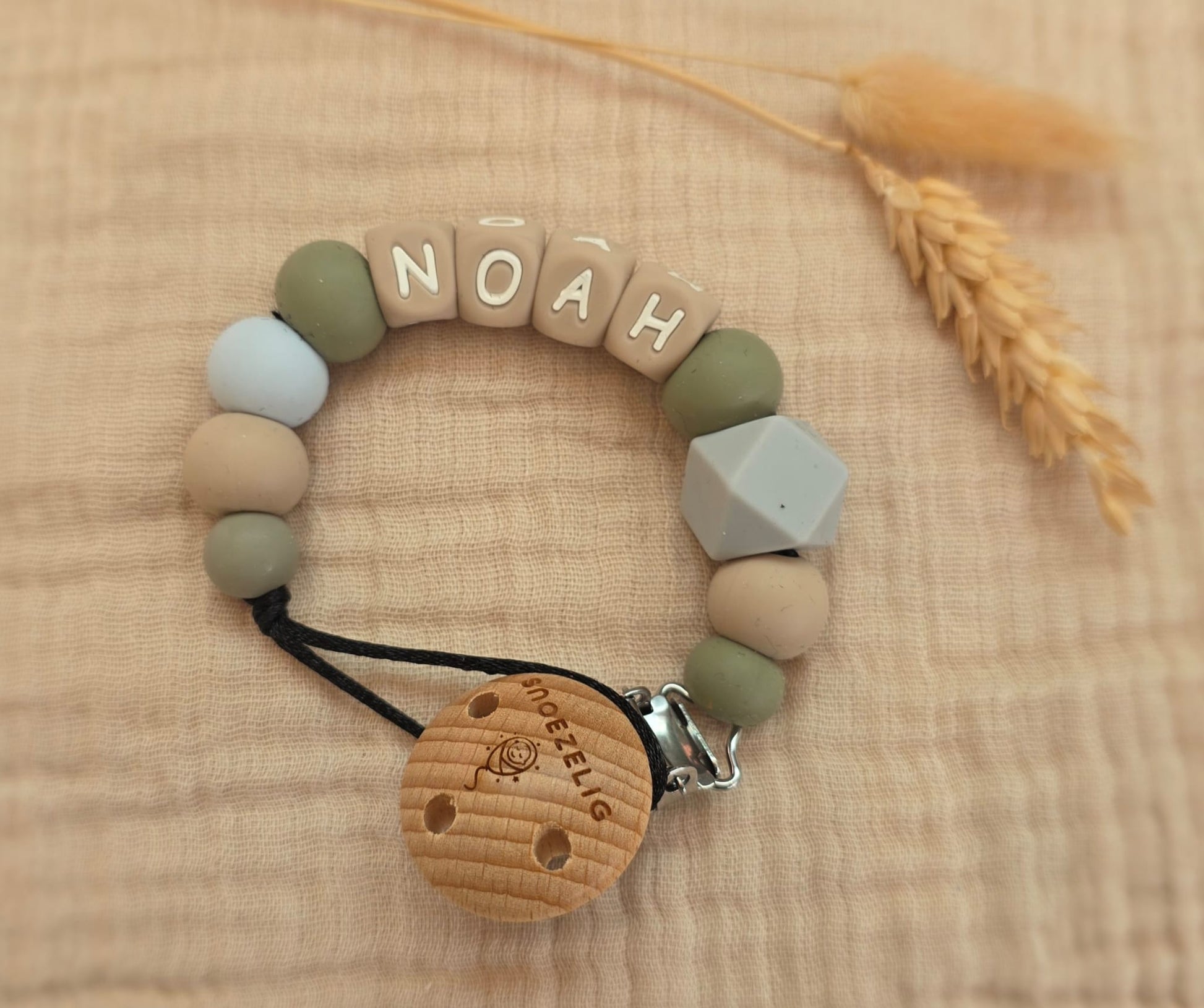 Speenkoord met naam siliconen salie