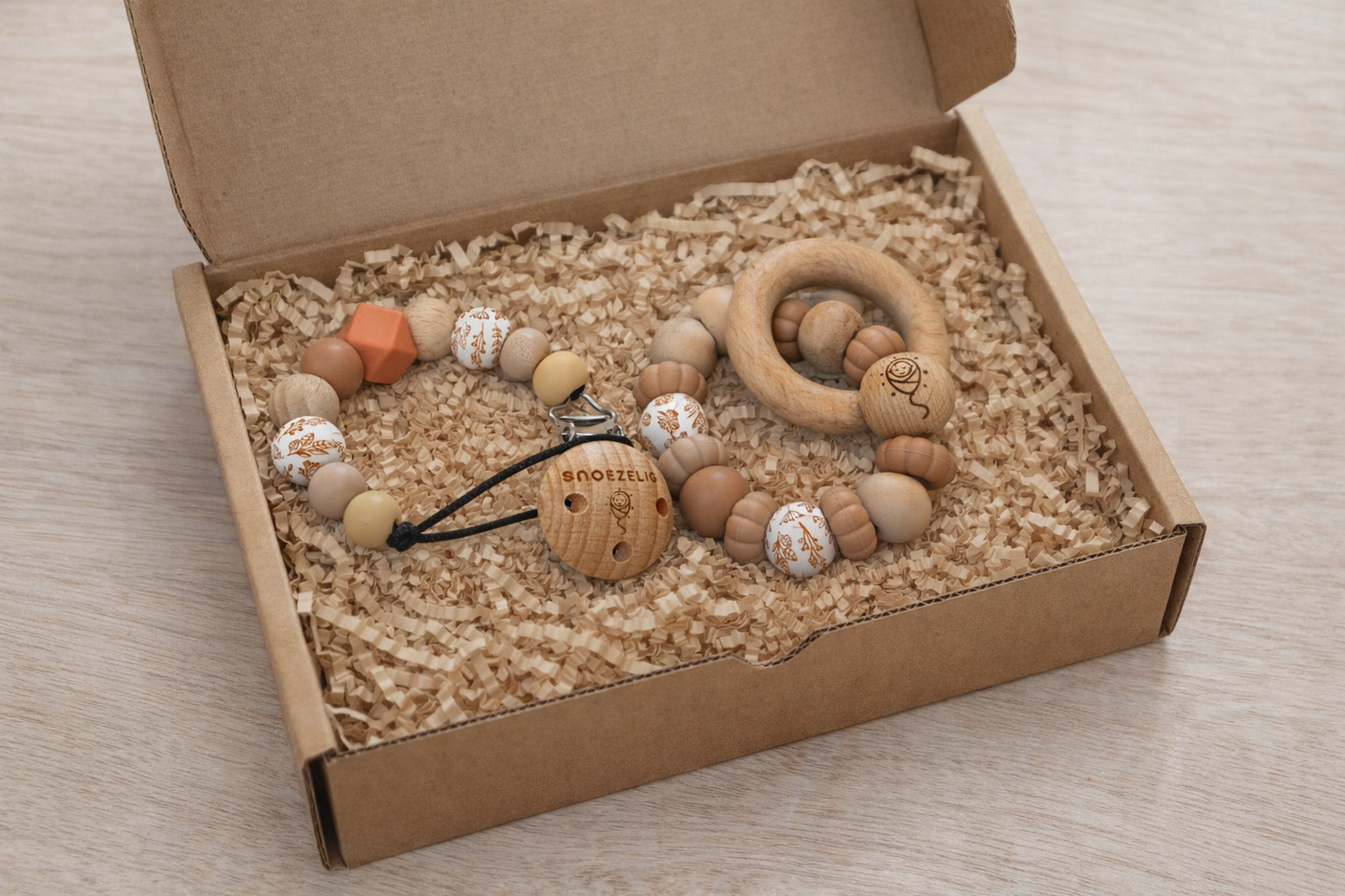 Cadeaupakket Mini • Bijtring & speenkoord (met naam)