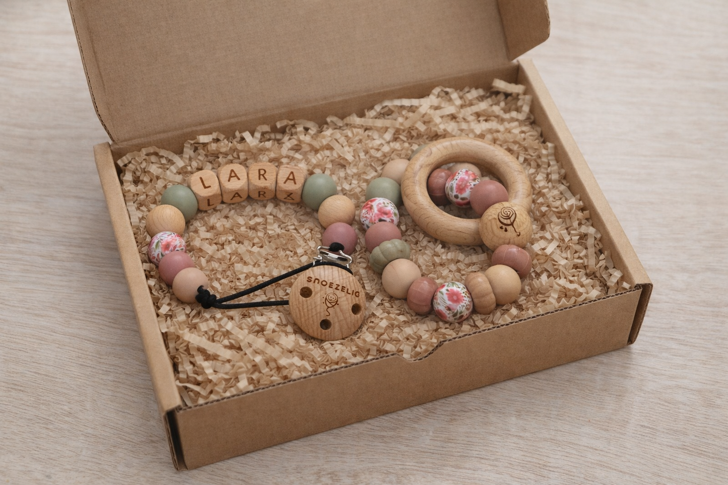 Cadeaupakket Mini • Bijtring & speenkoord (met naam)